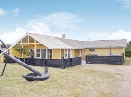 Holiday Home Hvide Sande With A Fireplace 01, מלון ספא בBjerreg&aring;rd