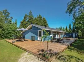 Stunning Home In Væggerløse With Sauna