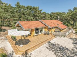 Pet Friendly Home In Nex With Wifi, holiday home in Spidsegård