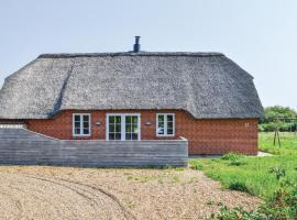 Amazing Home In Ulfborg With Kitchen, hotel in Øhuse