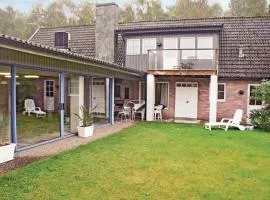 Lovely Home In Nybrostrand With Sauna