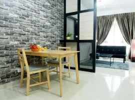 Ezzyhome@Medini