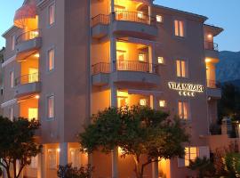 ApartHotel Villa Mozart, hôtel à Podgora