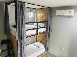 Backpack Hostel Kohyaoyai