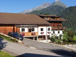 Pongitzerhof: Matrei in Osttirol şehrinde bir çiftlik evi