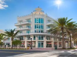 Modern Ocean Drive Condo in the Heart of Sobe!