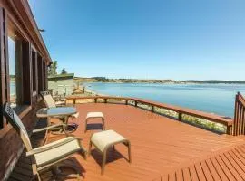 The Cabin At Penn Cove