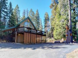 Travelers Rest, villa in Shaver Lake Heights