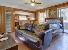 Creekside Cabin, ξενοδοχείο σε Idyllwild