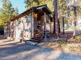 The Cottage, hotel with parking in Shaver Lake