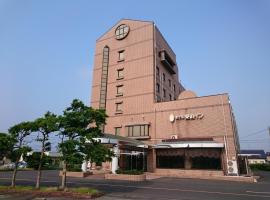 ホテル東伯イン, hotel com estacionamento em Kotoura