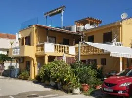 Apartmani More