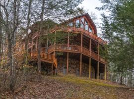 Mystic Falls Lodge, casa de férias em Waldens Creek