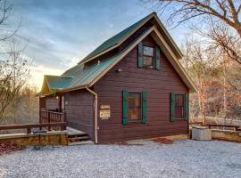 Running Bear Cabin, hotelli kohteessa Shady Grove