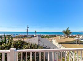 Blue Door Retreat, villa in Cayucos