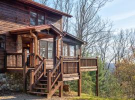 Jacob's Ridge Hideaway, hotel con estacionamiento en Chestnut Gap