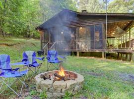 Moss Creek Cabin, huvila kohteessa Morganton