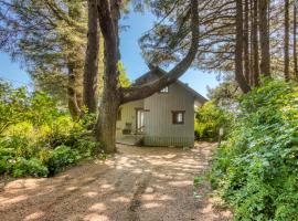 Rocks Cabin, hotel a Copalis Beach