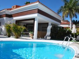 Lacy Golf Apartments, acomodação em Maspalomas