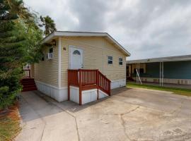 Long Island Village Unit 081, vacation home in Port Isabel