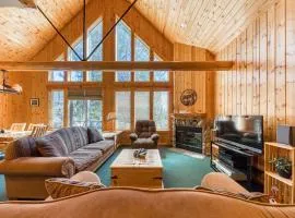Eagle Crest: Prairie Falcon Retreat