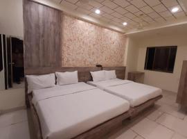 Hotel Dwarawati, ξενοδοχείο που δέχεται κατοικίδια σε Dwarka