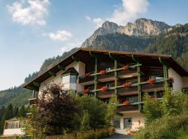 Hotel Berghof, hotel u gradu Nesselwängle