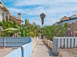 Rosewitha's Beach Hideaway, rumah liburan di San Diego