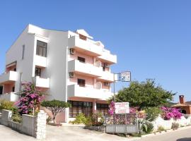 Apartments Katarina, beach rental in Sveti Petar