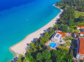 Alexander the Great Beach Hotel: Kriopigi şehrinde bir otel