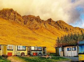 Esjan, hotel blizu znamenitosti Trollafoss, Kjalarnes