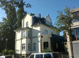 Kissinger, cheap hotel in Detmold