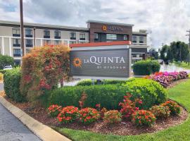 La Quinta by Wyndham Clarksville, готель у місті Кларксвілл