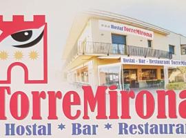 Hostal Torremirona, hotel v destinaci Salt