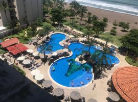 Jaco Oceanfront Condo #1119 in a Luxury Resort, resort in Jacó