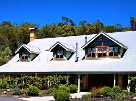 Girraween Country Inn, family hotel in Ballandean