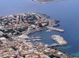 rossy guest house, affittacamere a Isola delle Femmine