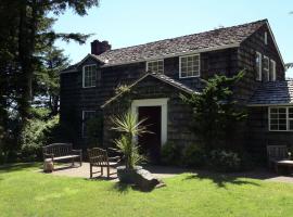 Whispering Seas with Hot Tub!