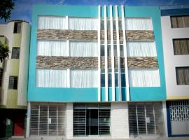 Fragata Caman&aacute;, hotel ob plaži v mestu Caman&aacute;