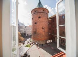 2 level apartments in Old Town