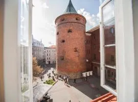 2 level apartments in Old Town