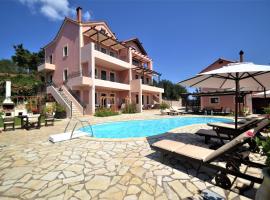 Harvest Moon Apartments, hotel med pool i Lixouri