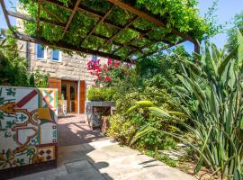 THE LOFT, cottage in Żabbar