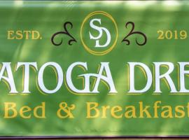 Saratoga Dreams Bed and Breakfast, hótel í Saratoga Springs