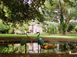 La Maison Rouge Brocéliande、Montauban-de-Bretagneの格安ホテル