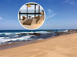 Shells Cozy on-the-beach Hideaway: Sheffield Beach şehrinde bir aile oteli