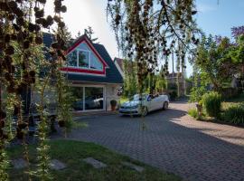 Ferienhaus Görmer mit Wasserbett, hotell sihtkohas Schmölln