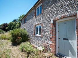 Wish Cottage, vacation rental in Ratton Village