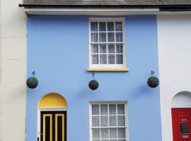 Charming grade 2 listed house, hotel in Canterbury