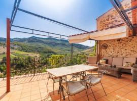 PRIORAT Ca la Iolanda "RELAX ESCALADA Y NATURALEZA", obiteljski hotel u gradu 'La Vilella Baixa'